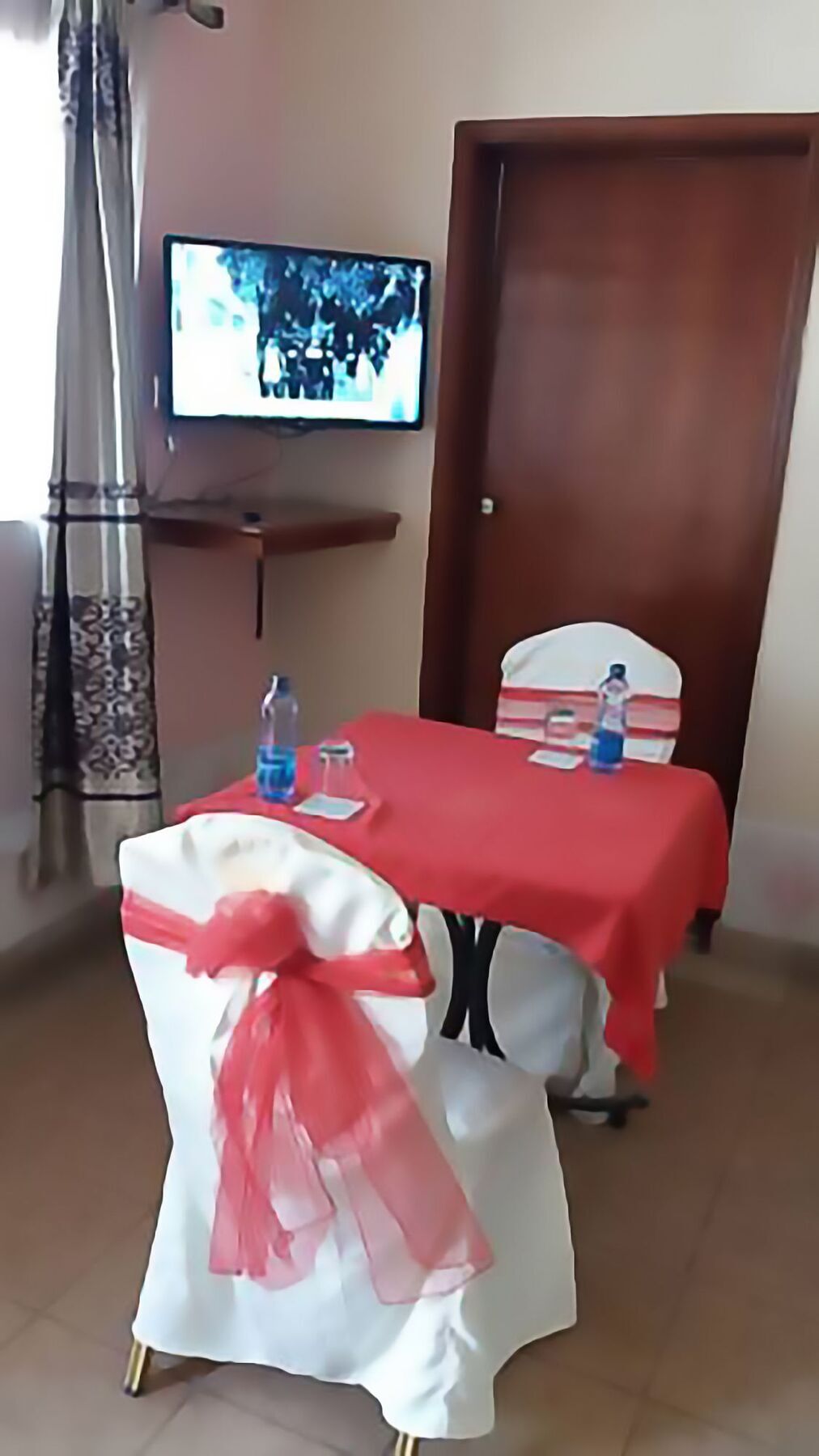 Bison Hotel Накуру Экстерьер фото