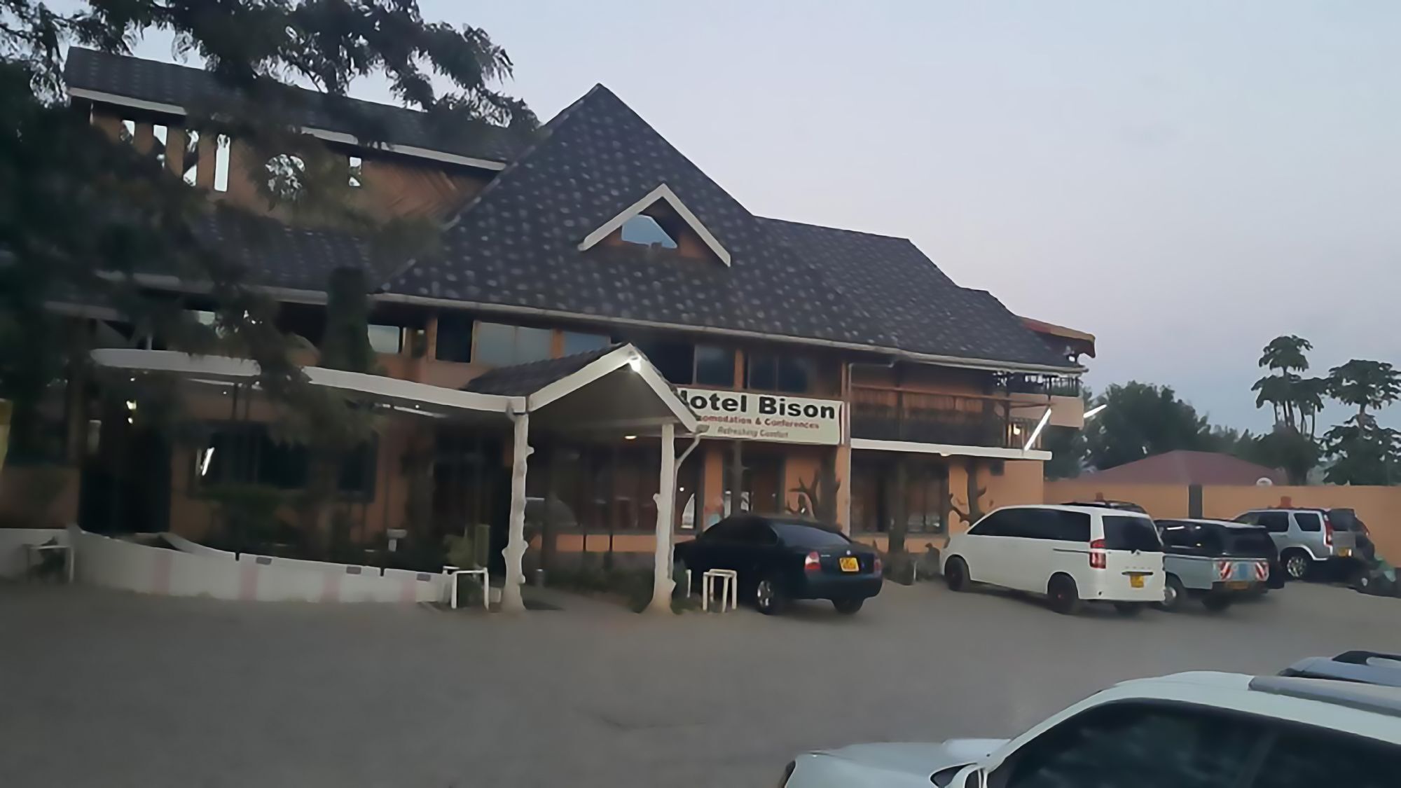 Bison Hotel Накуру Экстерьер фото